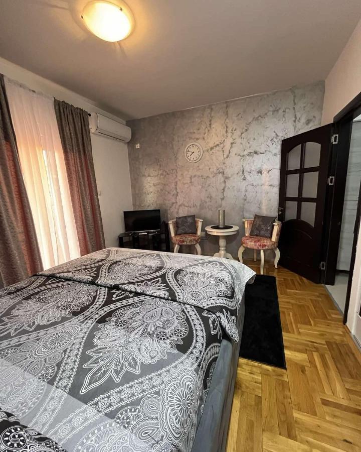 Studio Place 8 Podgorica Bagian luar foto