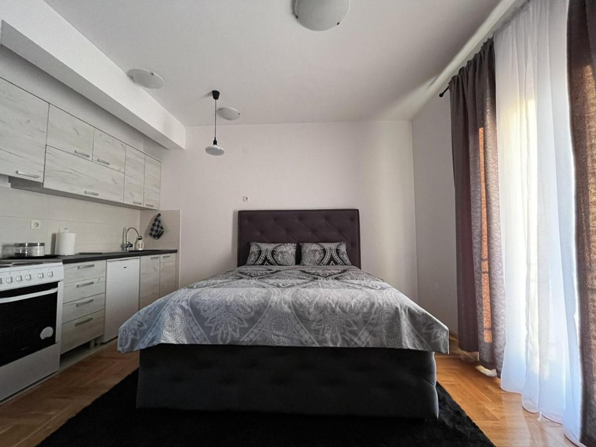 Studio Place 8 Podgorica Bagian luar foto