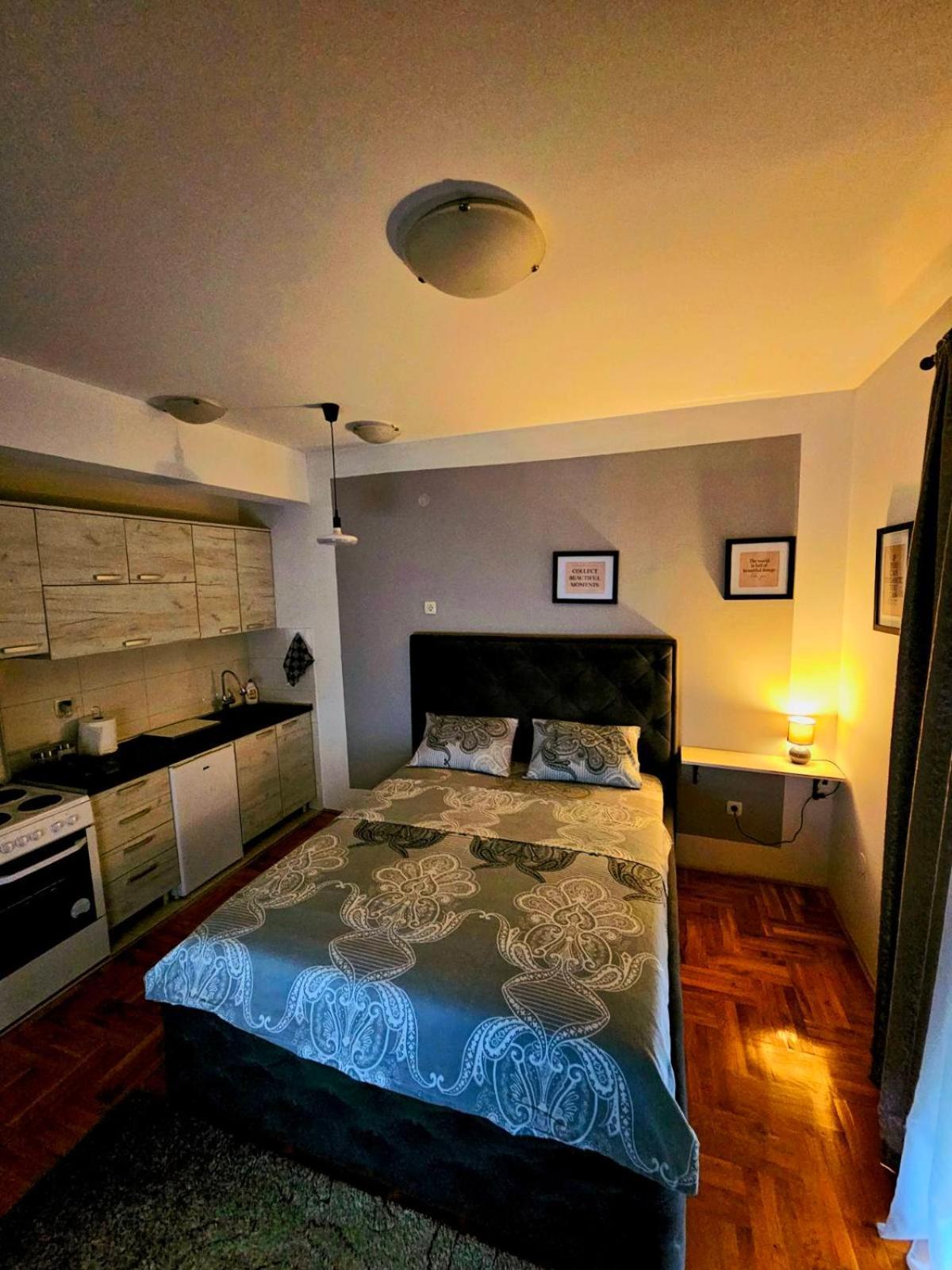 Studio Place 8 Podgorica Bagian luar foto